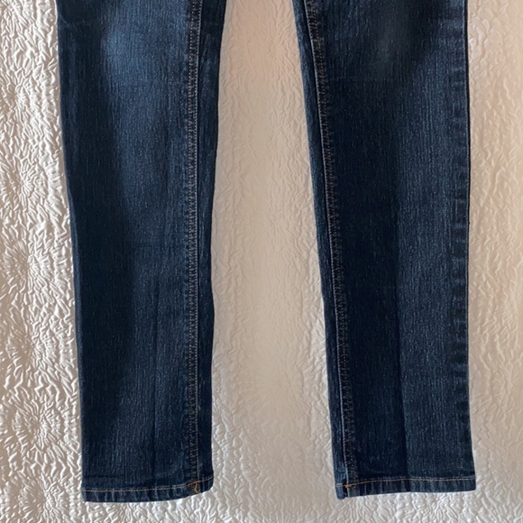 SO Low-Rise Skinny Jeans - Picture 4 of 11